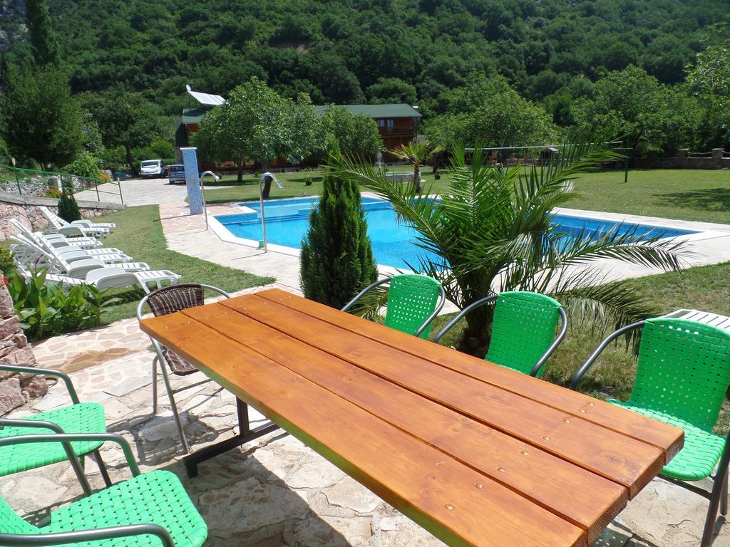 Guest House Jadran Pol Petrovac Exteriör bild