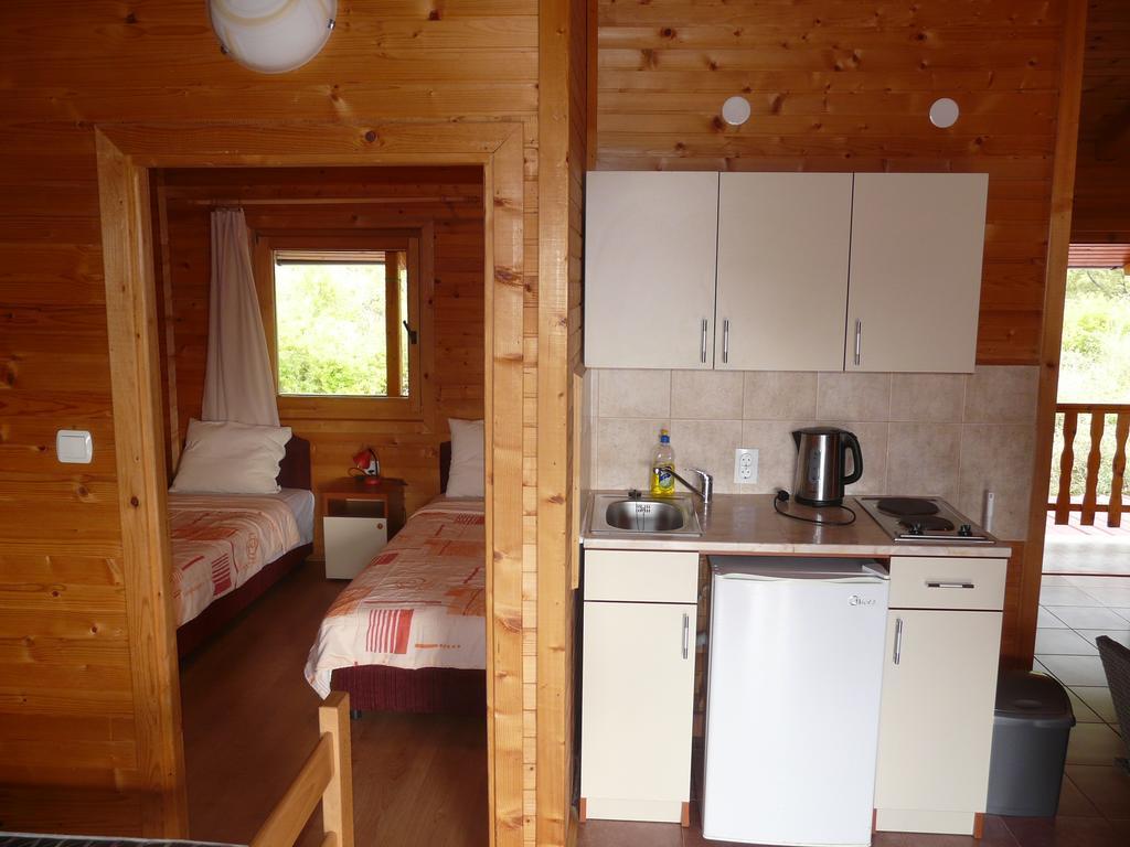 Guest House Jadran Pol Petrovac Exteriör bild